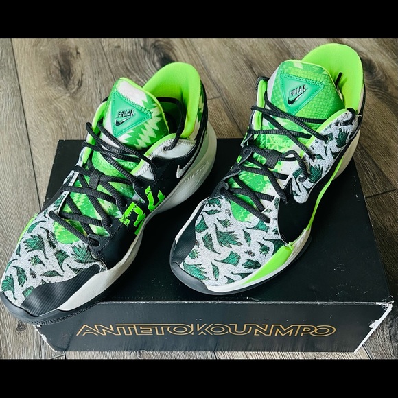 Zoom Freak 2 Pure Platinum/Pine-Green in Sz 11.5 - Picture 4 of 10